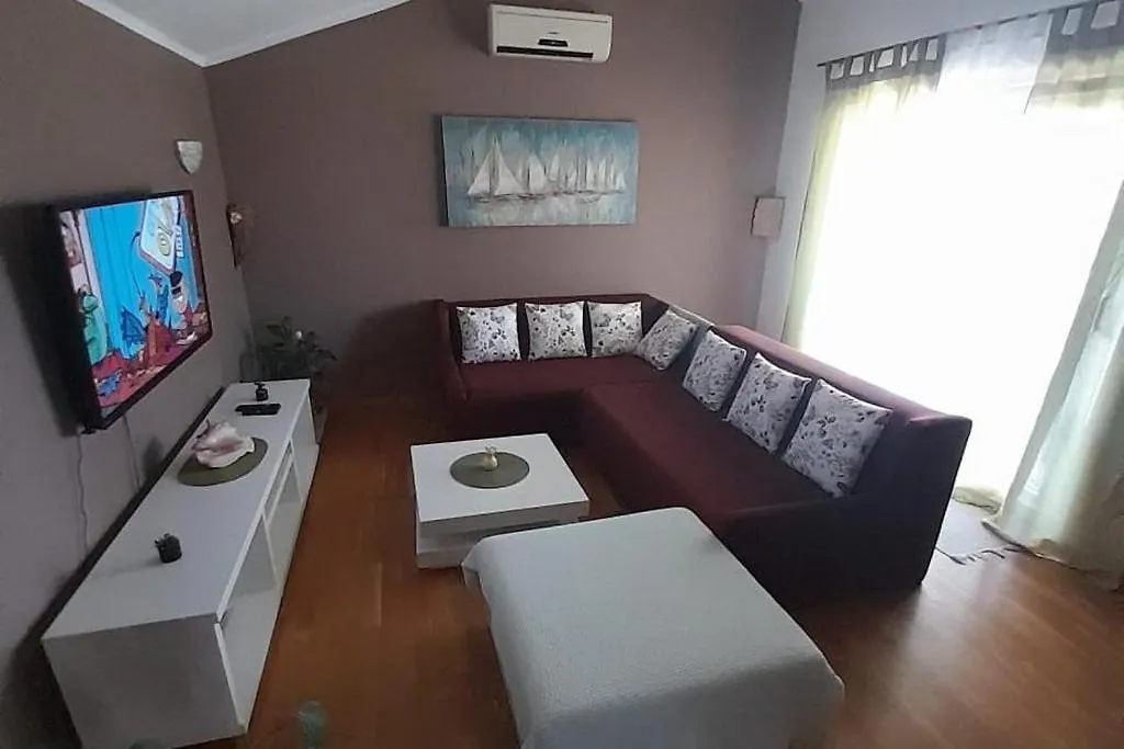 Apartments With A Parking Space Sveti Filip I Jakov, Biograd - 23778 0*,