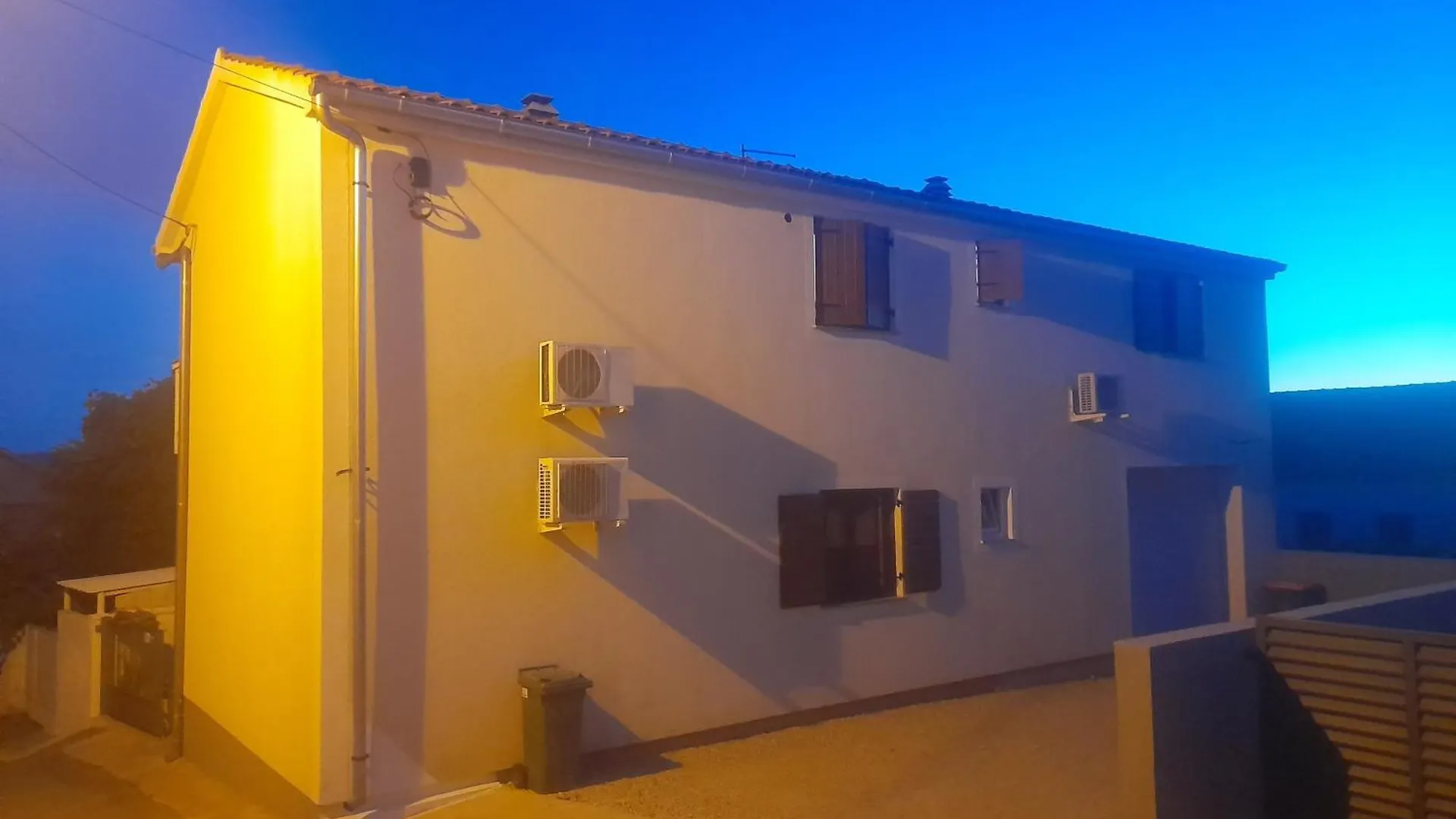 Apartments With A Parking Space Sveti Filip I Jakov, Biograd - 23778